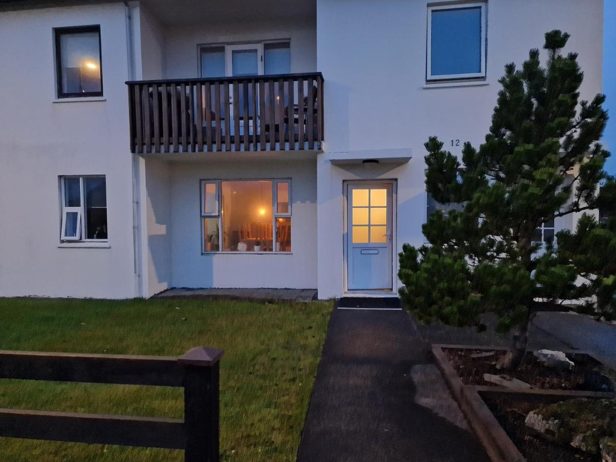 Sol - S12 Guesthouse Keflavík Kültér fotó